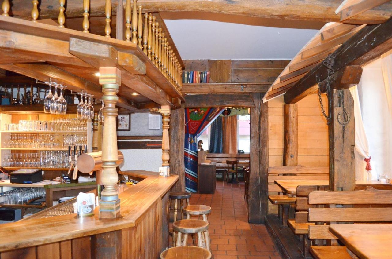 Hotel "Cafe Verkehrt" - Wellcome Motorbiker, Berufsleute Und Reisende Im Schwarzwald Oberhof  外观 照片